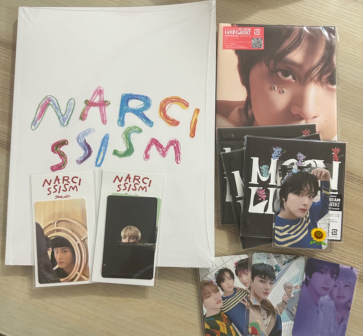 hchaeone's tweet photo. been waiting for my narcissism md and moonlight albums to arrive and they finally did! 🥹 thank you so much @EAsCornerGOs 🤍 #EAC_Proofs https://t.co/xfJBS9VP1K