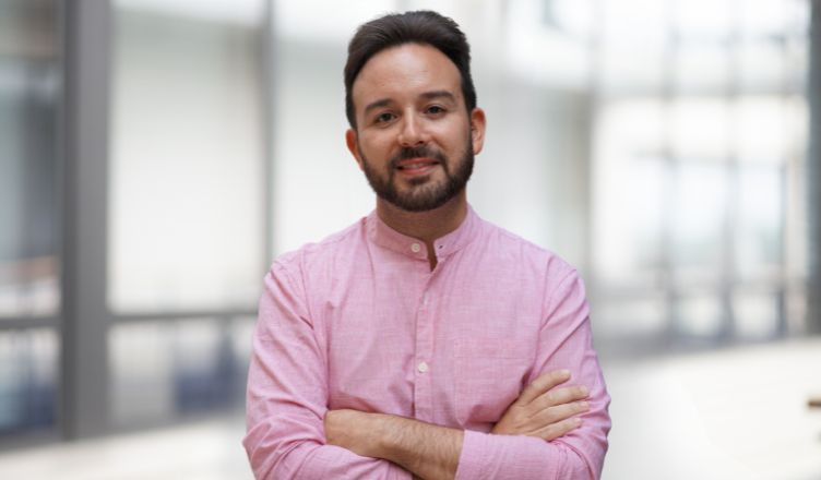 LoyolaResearch's tweet photo. Alejandro Galvao (@AlejandroGalvao) habla sobre los avances que supone el proyecto #DOCBOX en la mejora de las evaluaciones, las intervenciones, el pronóstico y el diagnóstico en pacientes con daño cerebral y estados alterados de conciencia.
https://t.co/fOSMgCABAf https://t.co/3ePZPiUlvd