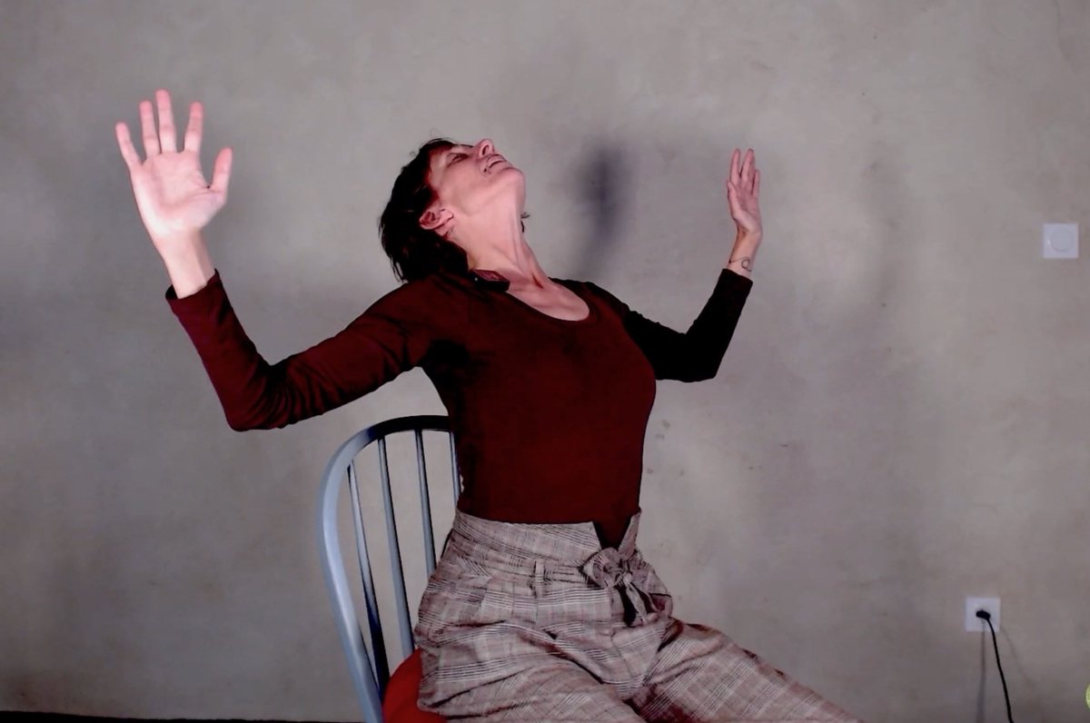 Eline Kieft (@elinekieft) on Twitter photo Discover the power of breath in just 15 minutes! My latest YouTube offers a movement meditation to boost vitality. If you’re feeling fatigued or energetic, 4-Phase Breathing can replenish energy and enhance resilience! youtube.com/watch?v=gSt2ak… #MindfulBreathing #QiGong #Wellness Discover the power of breath in just 15 minutes! My latest YouTube offers a movement meditation to boost vitality. If you’re feeling fatigued or energetic, 4-Phase Breathing can replenish energy and enhance resilience! youtube.com/watch?v=gSt2ak… #MindfulBreathing #QiGong #Wellness