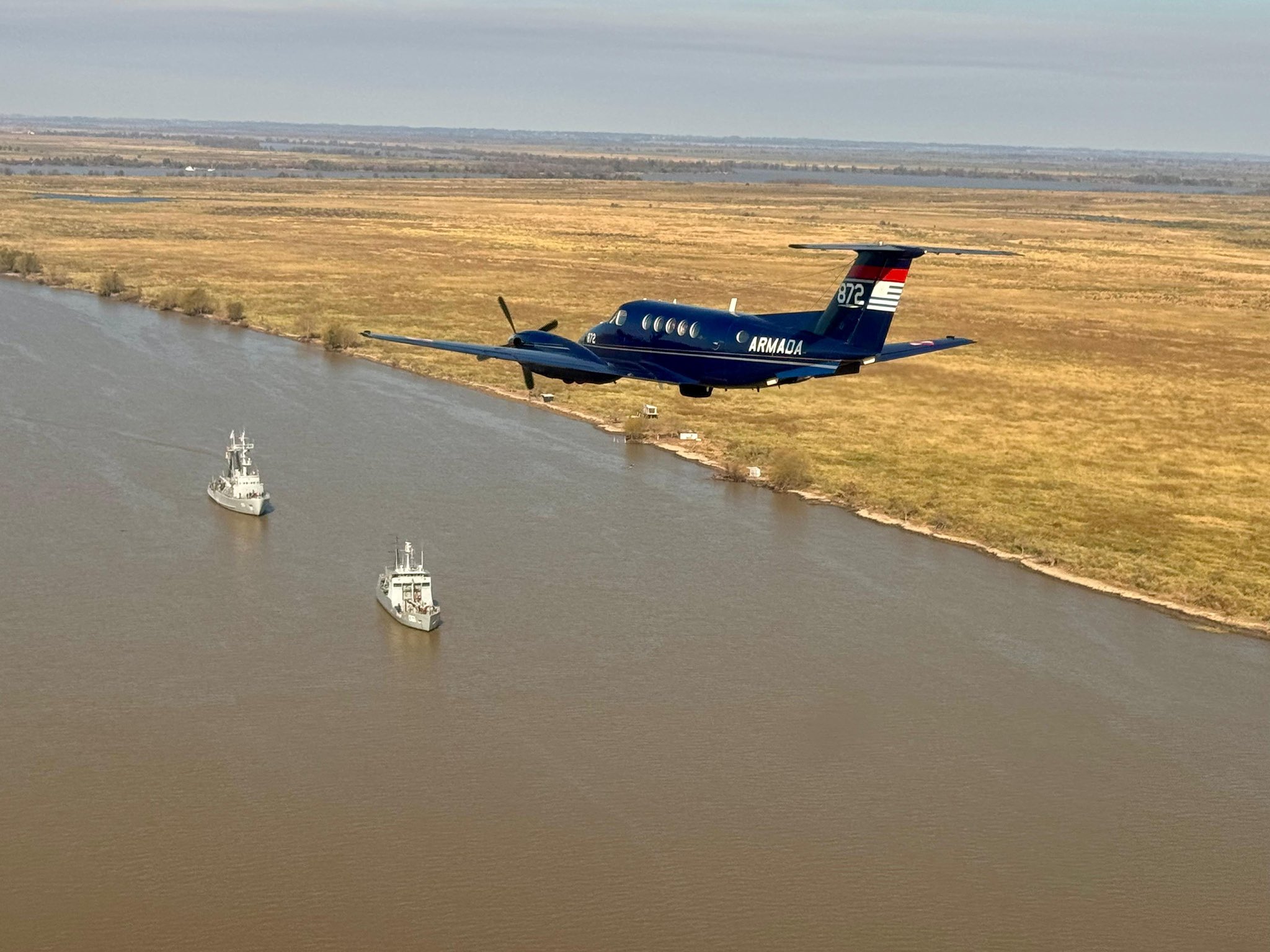 [Imagen: GS2P8NpWMAA9r6n?format=jpg&name=large]