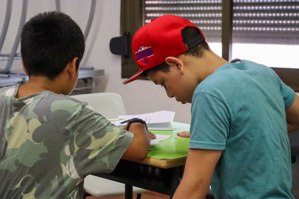 🙌🍉 Als centres Socioeducatius de <a href="/caminsfundacio/">CAMINS. Fundació Social Escola Pia</a>, treballem per garantir que l’estiu sigui un període d'experiències positives, d’aprenentatges, creixement i desenvolupament per a tots els infants, sense importar el seu origen o situació econòmica.