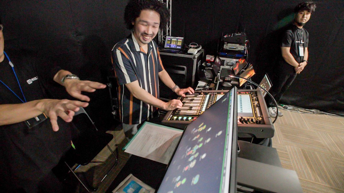 MxUe_'s tweet image. ワタシ的夏フェス！Day 2

d&amp;amp;b Soundscape #ライブイマーシブ 実践セミナー 
福山Cable 出原亮
ゲスト・ミュージシャン 猪原純

#サウンドフェスタ 2024 #dbSoundscape #dbaudiotechnik #ライブイマーシブ