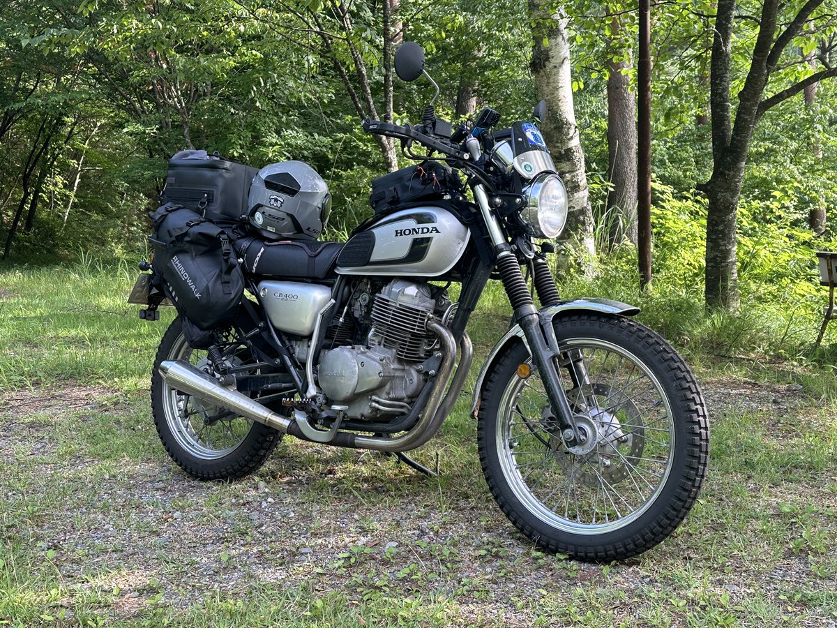 airheadohv's tweet photo. 山奥で休憩。ミニマムコーヒーセット
#gost #cb400ss #バイク好きな人と繋がりたい #単気筒 #ホンダ #honda #rfvc #ソロツーリング https://t.co/xG3uO97uPg