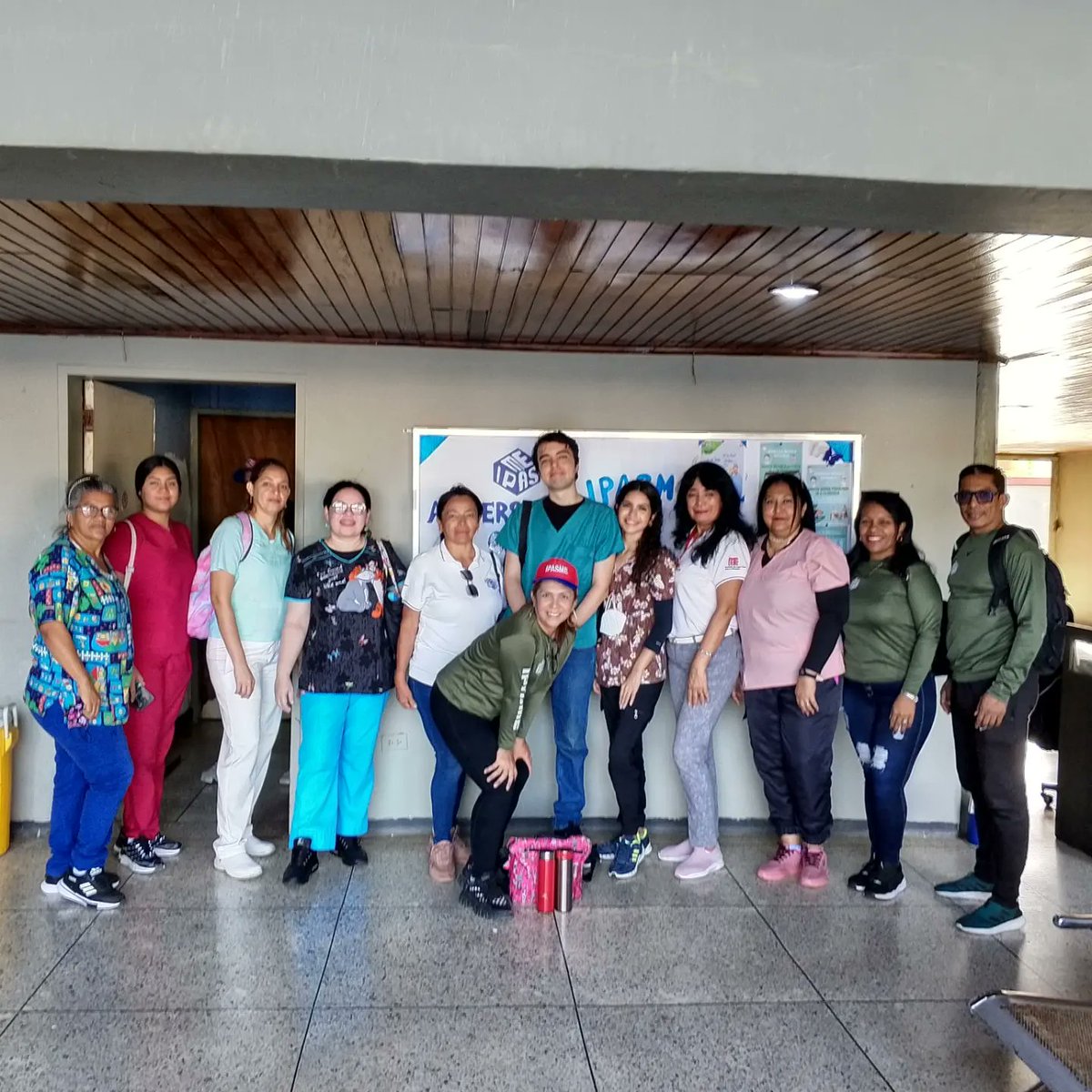 #FelizViernes ¡Más de 280 atenciones en Pto. Fijo! 

El Programa "Ipasme va a la escuela" del <a href="/IPASME_PF/">IPASME Punto Fijo</a> se desplegó en la E.P.N. "Cruz del Valle Rodríguez" con medicina general, odontología, ginecología, traumatología y otros servicios.

#PuebloVictorioso
<a href="/NicolasMaduro/">Nicolás Maduro</a>