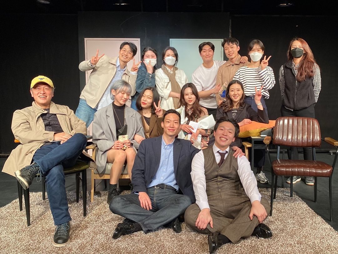 wooo_coool's tweet photo. 🎬run for your wife

#장우영 #필모 #연극 https://t.co/QXnsbTGFuw