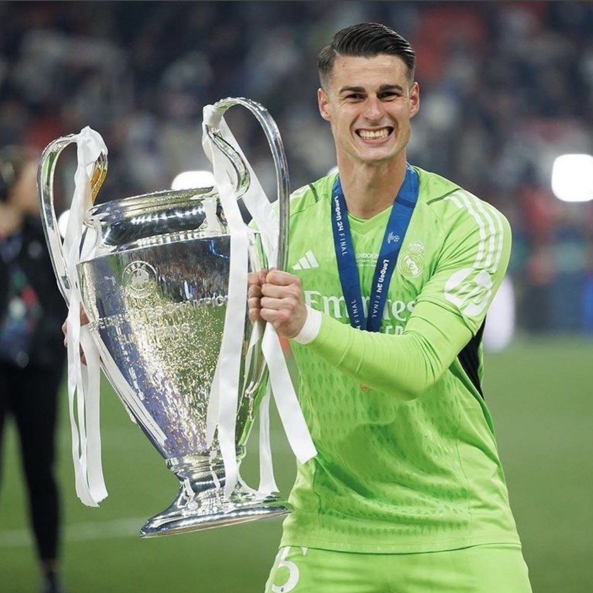 🚨🔵 Real Madrid have not received any approach from Chelsea for Andrij Lunin so far.

The only topic discussed is about Kepa who’s giving total priority to Real Madrid… in case Lunin leaves.

Kepa received formal proposal from Al Ittihad but still waiting for Real Madrid.