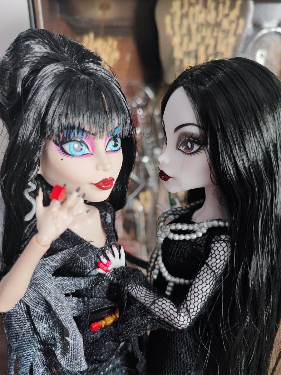 Lesbians dolls