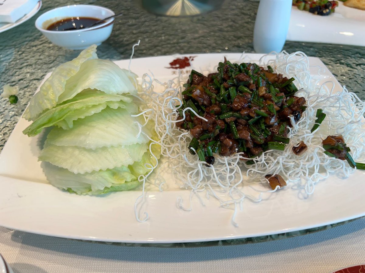 AnnaGra41848143's tweet photo. It is possible that simple food can make you more happy.🥬 https://t.co/9es2vAcC5R
