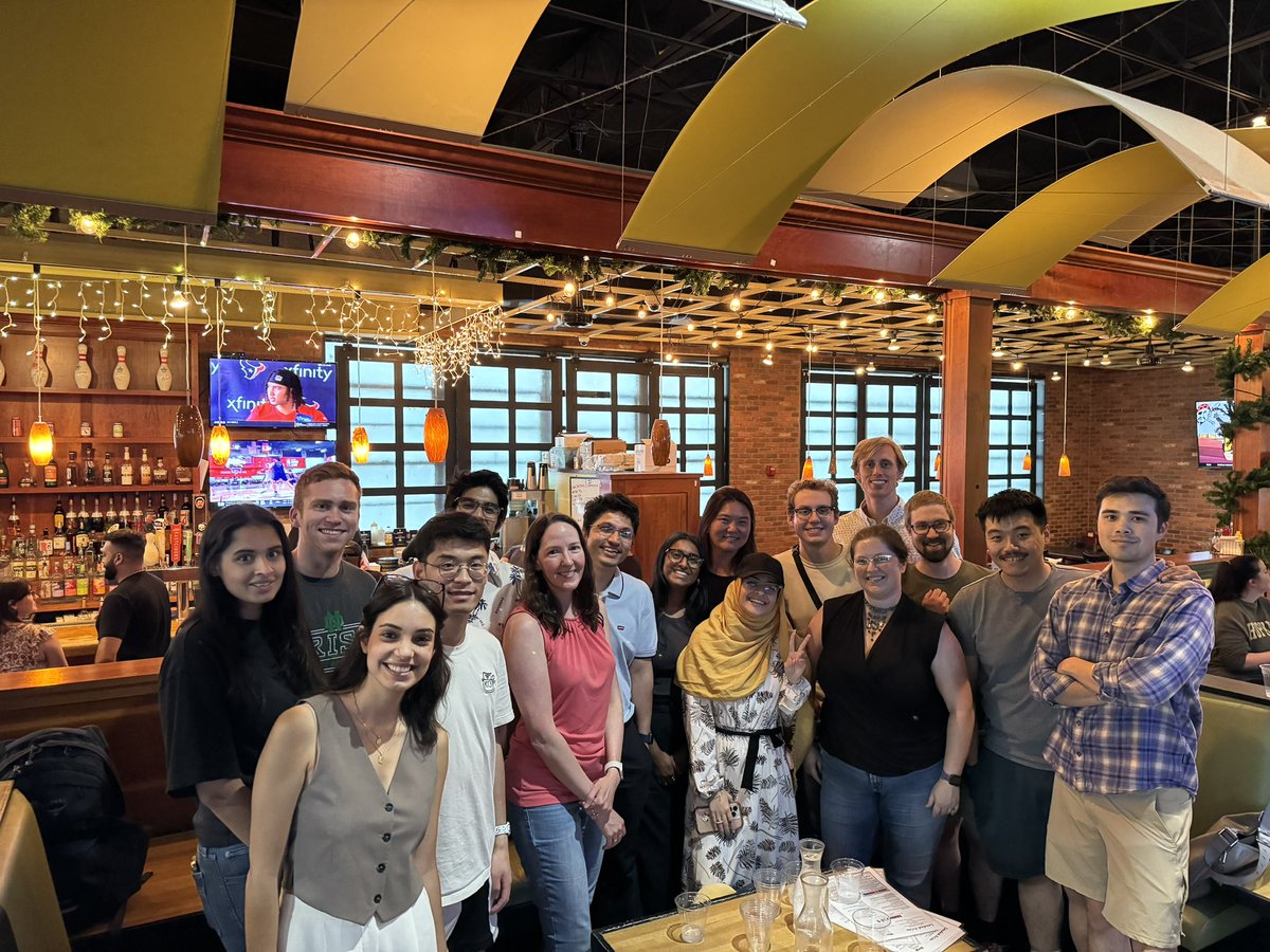 Awesome lab retreat yesterday - a fun day of science and bonding, including a look back at the 10 years since the Battle lab began at <a href="/JohnsHopkins/">Johns Hopkins University</a>.  1/n