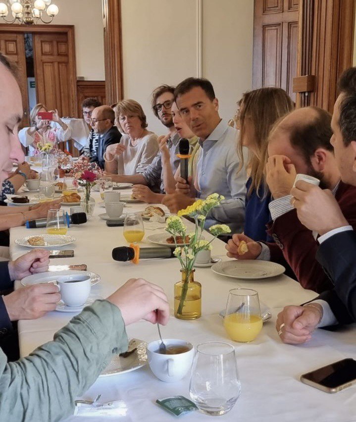 Sandro Gozi tweet media