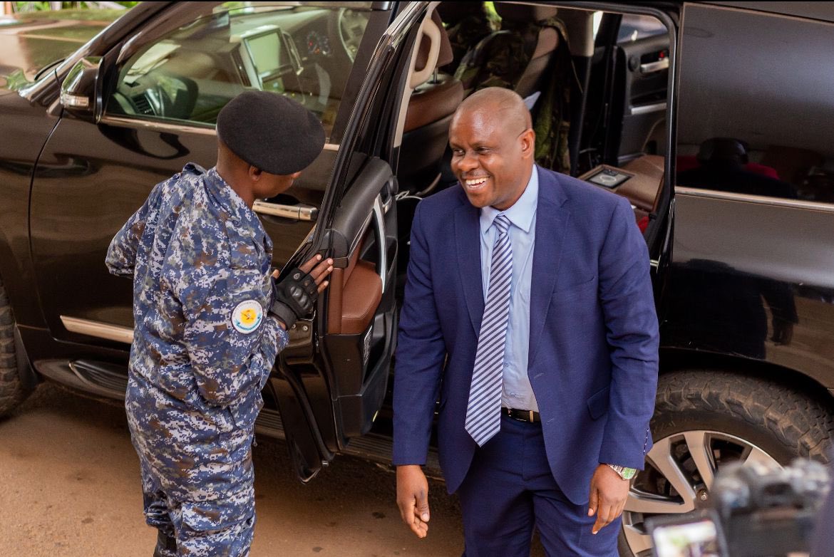 Engineer Faisal tweet media