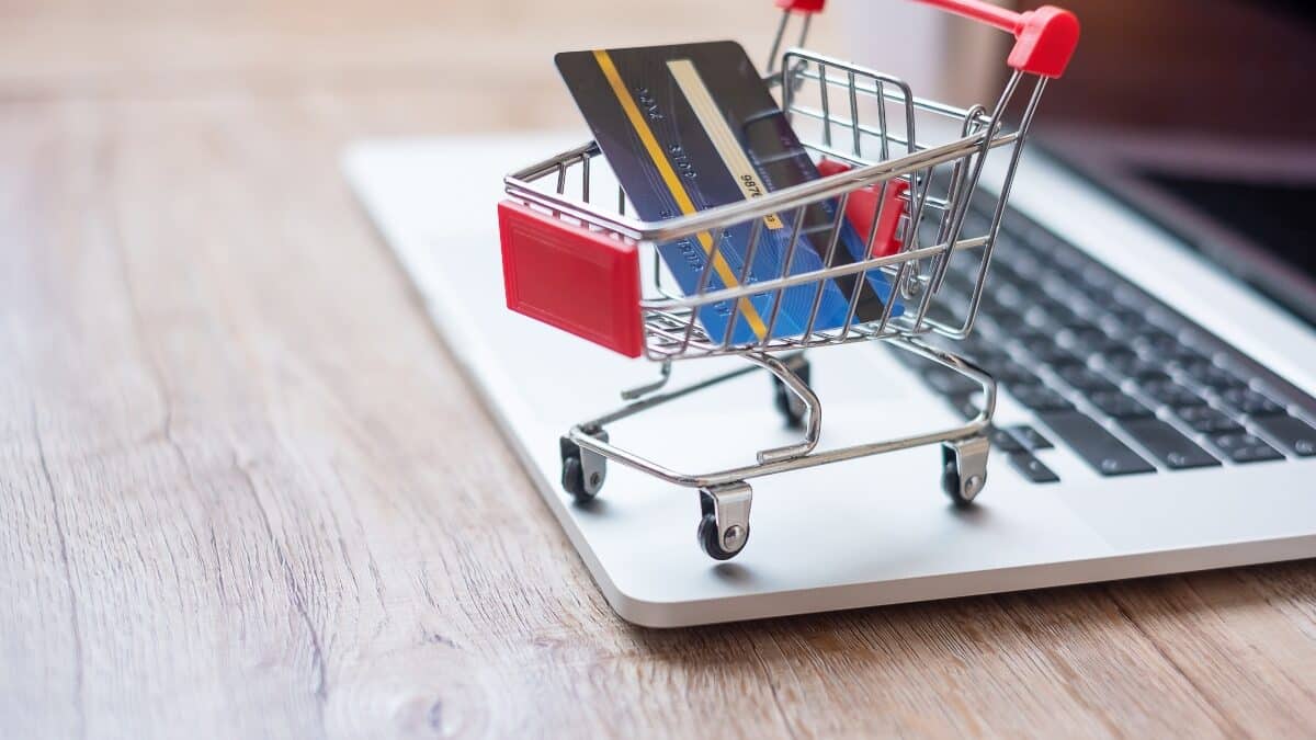 MEIJIcom's tweet photo. #RetailMedia - @mediaperformans s’est associée à Weborama pour définir un standard du gain d’efficacité pour ses campagnes combinant le digital et le magasin

➡️ https://t.co/RcsXCB4smG
#digital #conso https://t.co/CO5umKytL5