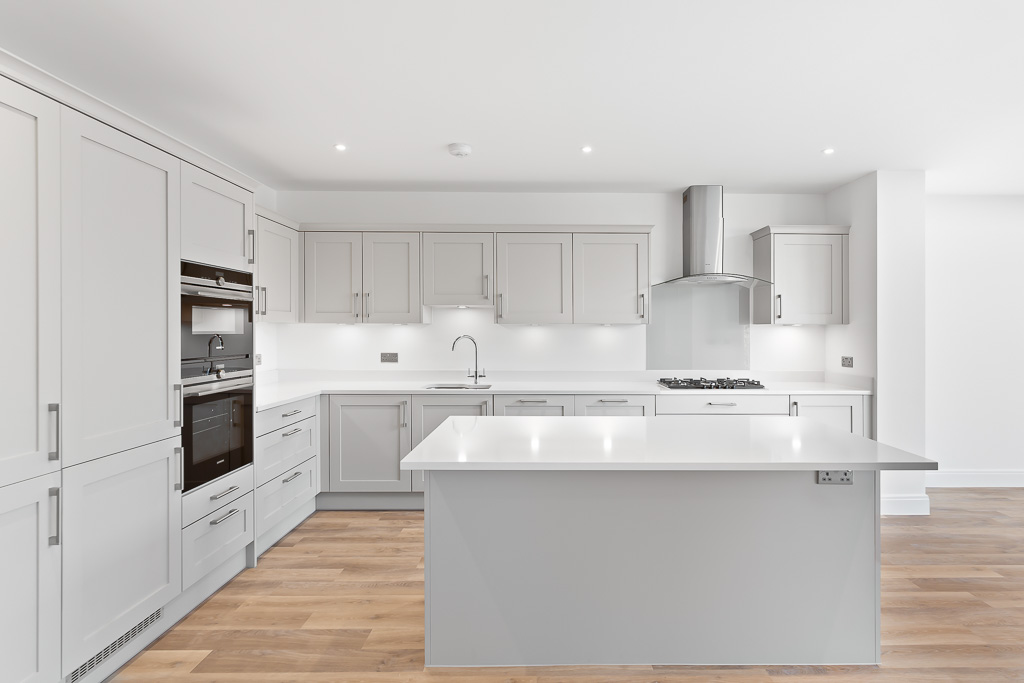 eastonsproperty's tweet photo. Coronation Villas in Tadworth is almost complete! This stunning 4-bedroom semi-detached house is one of just three new builds. Its spacious and stylish interiors are ideal for family living. Contact us at newhomes@eastons.co.uk for a chance to tour the site. #familyhome #tadworth https://t.co/PqreM64Xzr