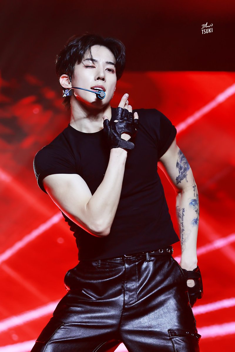 Bluetsuki_JW's tweet photo. 240714 I.CON 팬앤스타 콘서트

https://t.co/Ur5DSWJh5T
https://t.co/aAAl33fJXv

#윤종우 #YOONJONGWOO
#ONEPACT #원팩트 #FXXOFF https://t.co/n7EfdWZcYh