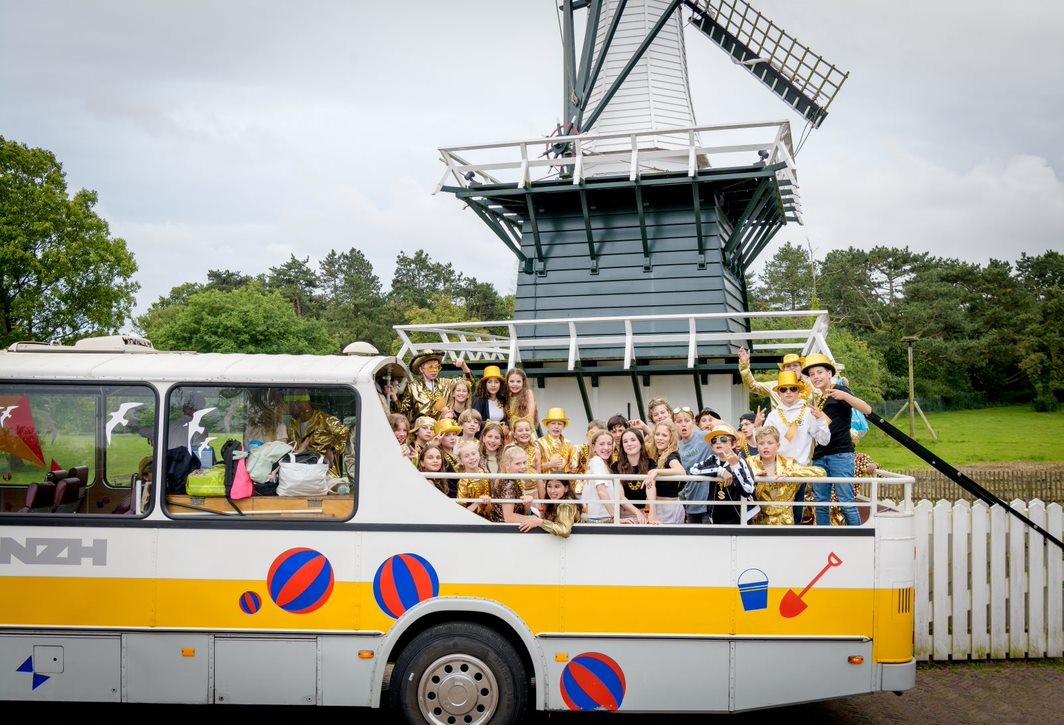 Prinses Beatrix School gaat op tournee door Heemstede dlvr.it/T9pFH8