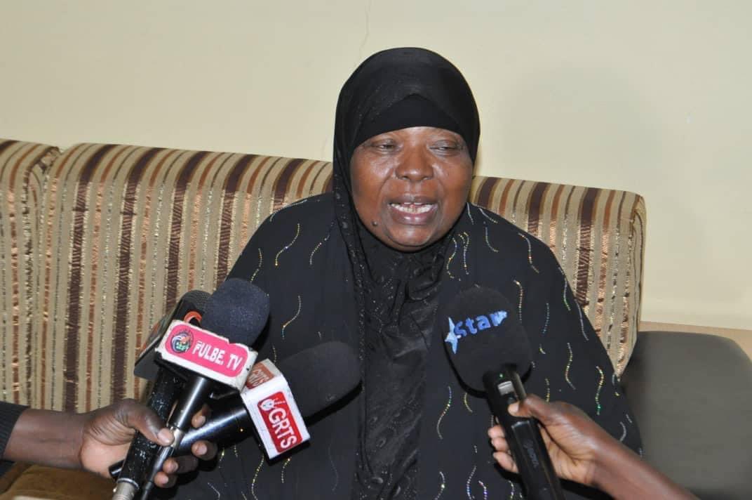 Sumaila_Fadera's tweet photo. Inna lillahi wa inna ilayhi rajioun. Our dear mother in Islam is gone🥲, Ajaratou Maimuna Savage. May Allah forgive her shortcomings and grant her Jannah. Ameen 🤲🏼 The burial will be held at Muhammed Yadalieu School grounds in Kanifing at 5pm. https://t.co/5VvAkNLjlx