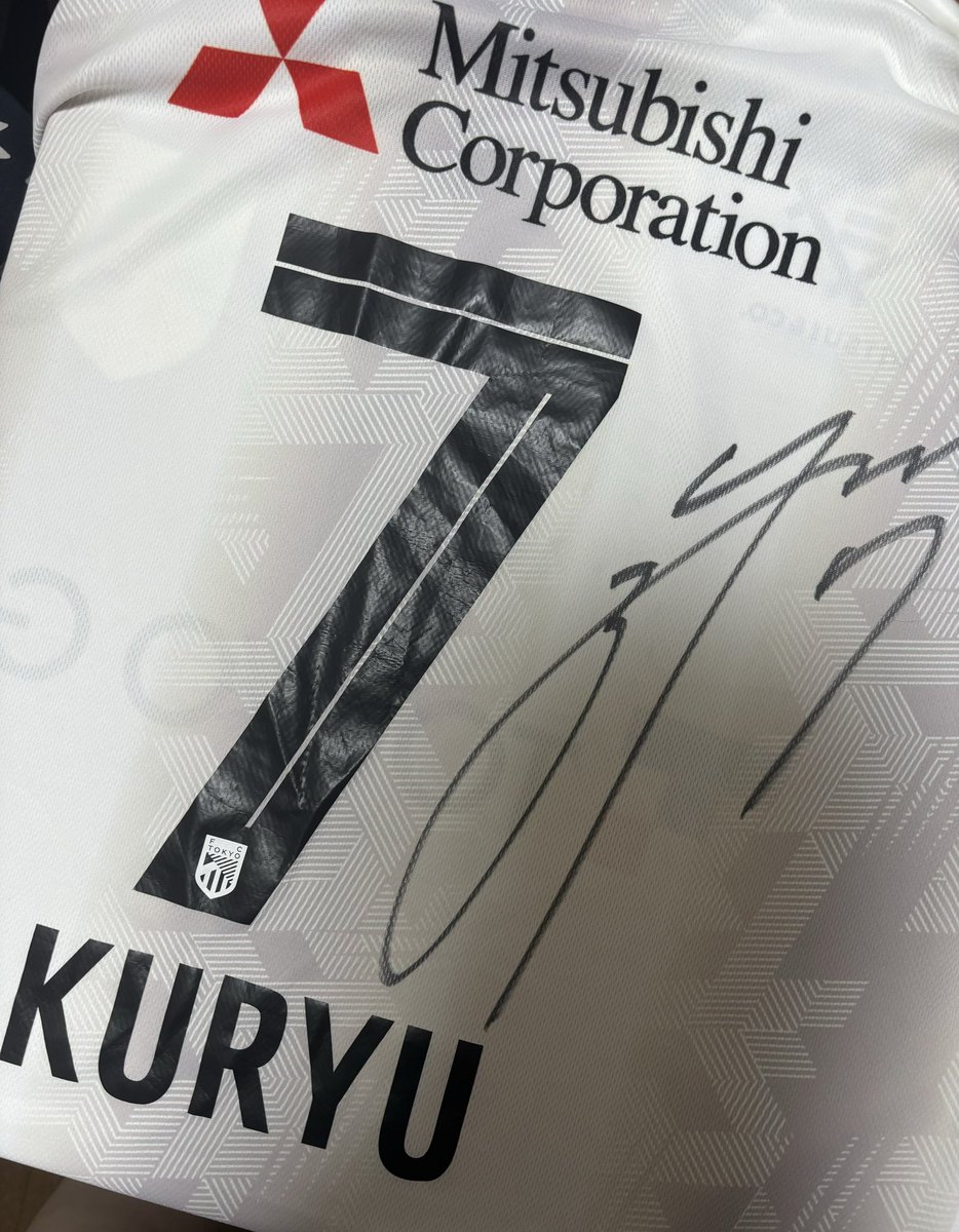 eri6717's tweet photo. 今日は本当に幸せな1日だった😭😭
本当にFC東京に来てくれてありがとう！

#松木玖生 https://t.co/pX5C8RPHLg