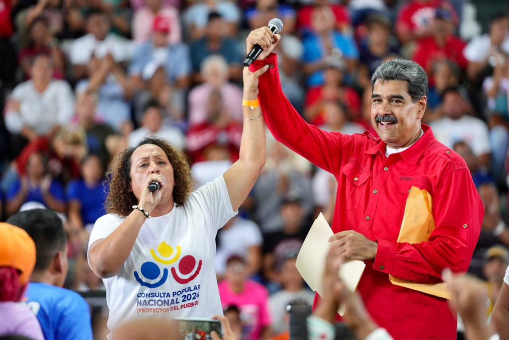 A pocos días de las elecciones presidenciales del #28j, el pueblo se prepara para la mayor victoria electoral del Chavismo con el candidato Nicolás Maduro. En los 49.000 consejos comunales de toda Venezuela el pueblo consolidará esa gran victoria de nuestro Gallo Pinto