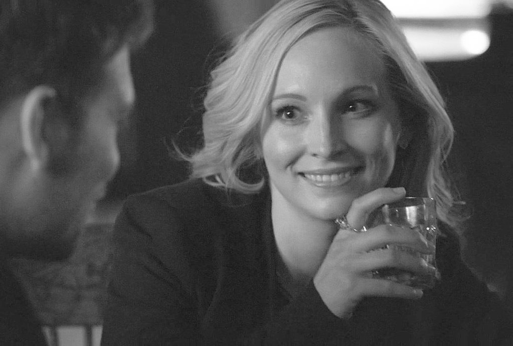 sterolinewonn's tweet photo. If she knew stefan was going to die, she wouldn't be acting like this. But since the man in this picture isn't stefan so it doesn't concern caroline at all https://t.co/HdBJ05lGcJ