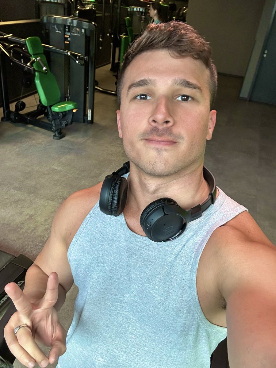 Alexandre Neuburger  tweet media