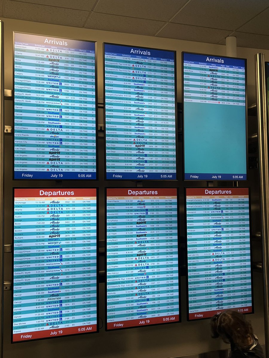 DebraGil's tweet photo. Long waits for a lot of travelers flying out of @flypdx as airlines try to get back online after the major #microsoftout #ITglitch
I’m live all morning here for Good Day Oregon #Fox12Oregon https://t.co/EaXwMilHv7