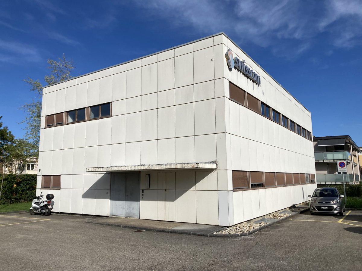 init7's tweet photo. Unsere neuen #PoPs sind live 💥:
-670MAR #Marly
-710ALP #Alpnach
-710STA #Stans
-710SAN #Sarnen
-720ARE #Areuse
-720EPL #Eplatures
-720CHF #La Chaux-de-Fonds
-720LLO #Le Locle
-730OBF #Oberentfelden
Alle geplanten und aktiven PoPs findet ihr auch unter https://t.co/Kq14Al5A32. https://t.co/Ch6osHzliu