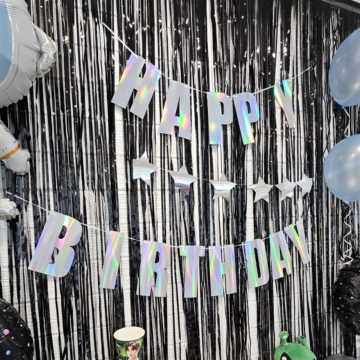 preferver's tweet photo. #OH_MY_ALIEN_CAT
왹냥서노얌 샤이얌 생일축하해 .. 💚🫶 https://t.co/T2FuSjNfNz