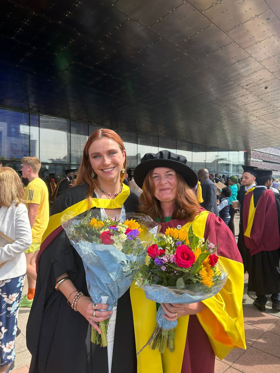 Dr Vicky Richards tweet media