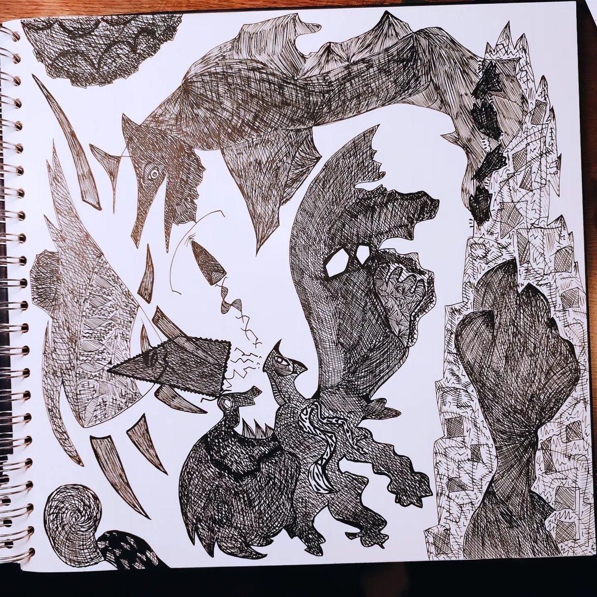 JulesRenie59998's tweet image. Hi there,this is is my first post on twitter,there is 2 draws I made,I'm a belgian artist.
#draw #colordraw #birddraw #dragon #drawing