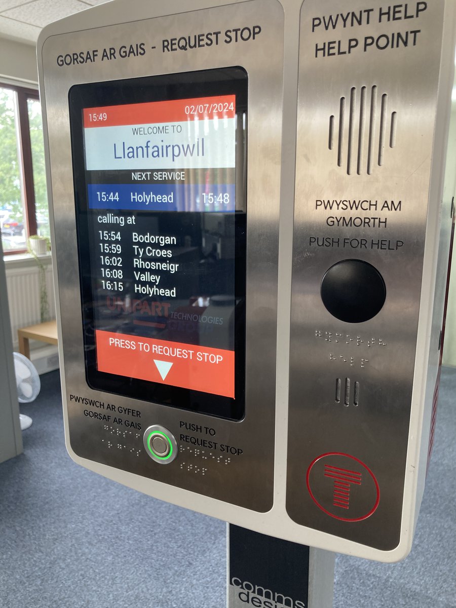 tfwrail's tweet photo. 🚉Request stop trial

We've been supporting @comms_design in creating and developing a Request to Stop prototype, which we'll be trailing next (this) week.

📍 We'll be at Llanfairpwll station on Wednesday 24 July. Stop by if you're in the area; we'd love to hear your feedback! https://t.co/gCphW837kG