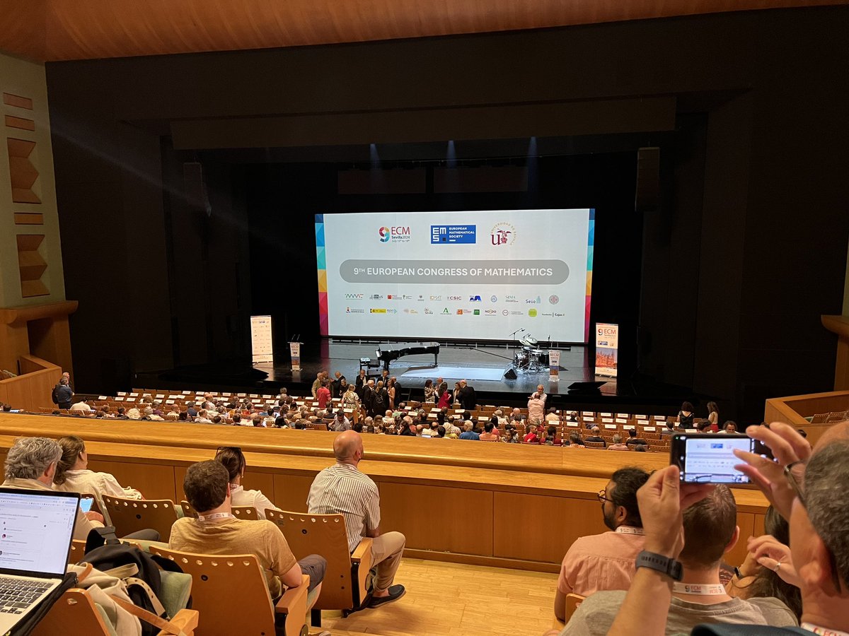 Romina Gaburro (@gaburroromina) on Twitter photo Very proud of representing <a href="/MACSIMaths/">MACSI</a>, <a href="/sci_engUL/">Faculty of Science & Engineering | UL</a>, <a href="/UL/">University Of Limerick</a> at the ECM 2024 in Seville this week! Very proud of representing <a href="/MACSIMaths/">MACSI</a>, <a href="/sci_engUL/">Faculty of Science & Engineering | UL</a>, <a href="/UL/">University Of Limerick</a> at the ECM 2024 in Seville this week!