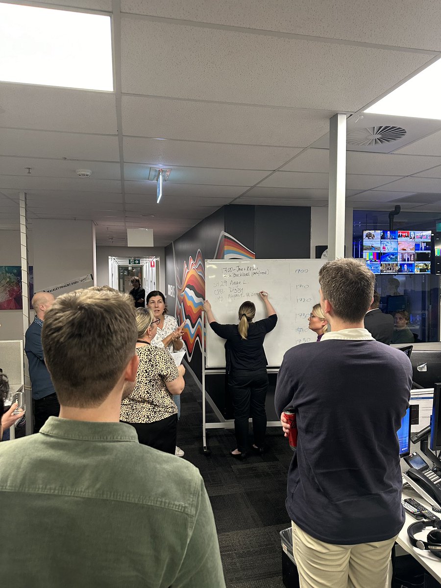 lucyyl_'s tweet photo. Behind the scenes at ABC news channel! 
Big white board 🤝 Global IT outage https://t.co/0eLSjOPiaE