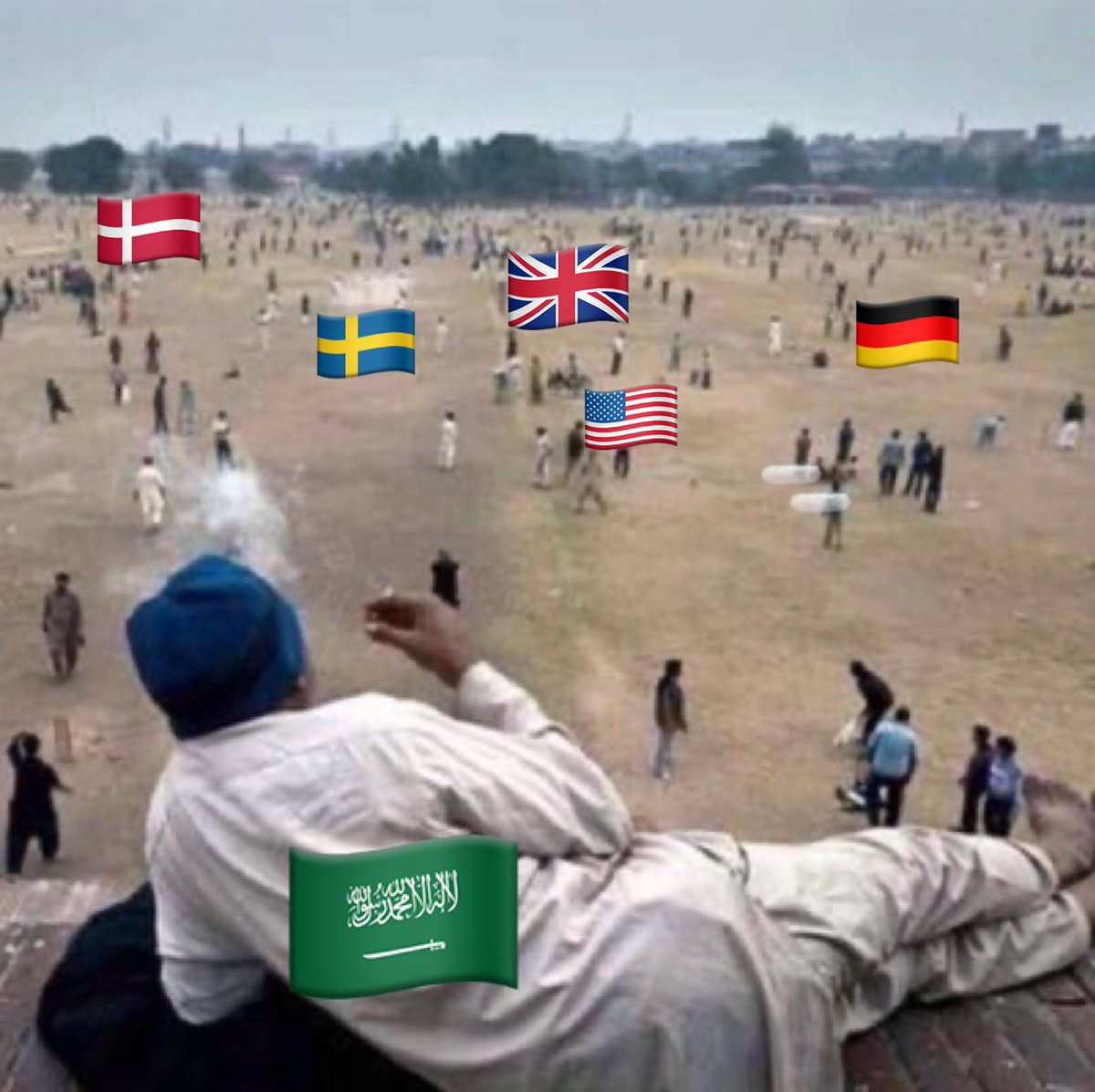 s_hm2030's tweet photo. في الوقت الذي تأثرت دول الغرب و أوروبا و الكثير من دول العالم بالعطل التقني العالمي وتوقفت حياة مواطنيها..
.
و لله الفضل ثم لقيادتنا الرشيدة جميع التطبيقات الحكومية السعودية التي تم برمجتها بأيادي أبنائنا و بناتنا السعوديين تعمل دون أي مشاكل.
.
الله اللي عزنا مالحد منه🇸🇦 https://t.co/uYkZQRzYmt