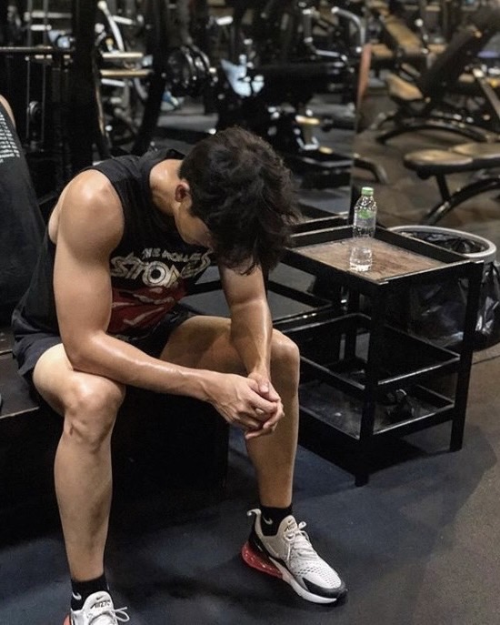 หมอนวดชายขอนแก่น รับนวดนอกสถานที่ในเมืองขอนแก่น เเละจังหวัดใกล้เคียง#หมอนวดชายขอนแก่น #หมอนวดชายแท้ขอนแก่น #หมอนวดชายแท้ #หมอนวดชาย #นวดสุภาพสตรี