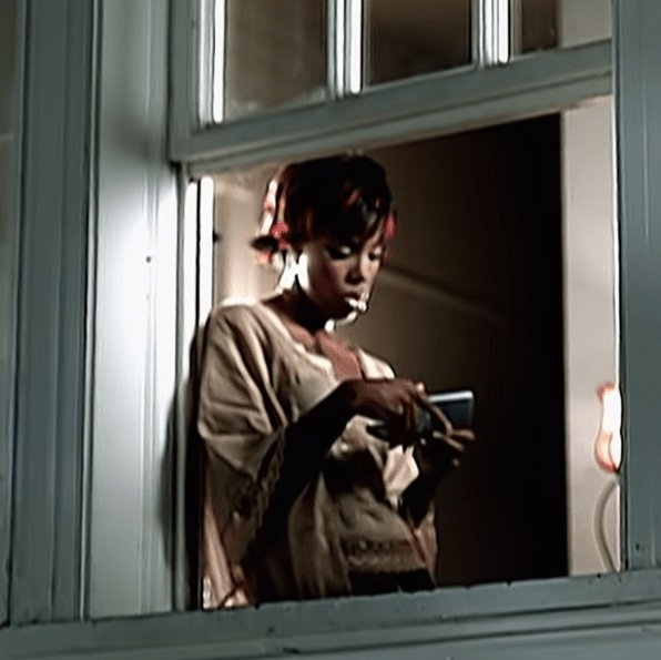 Kelly Rowland checking if Microsoft is working yet so she can send a text on Excel