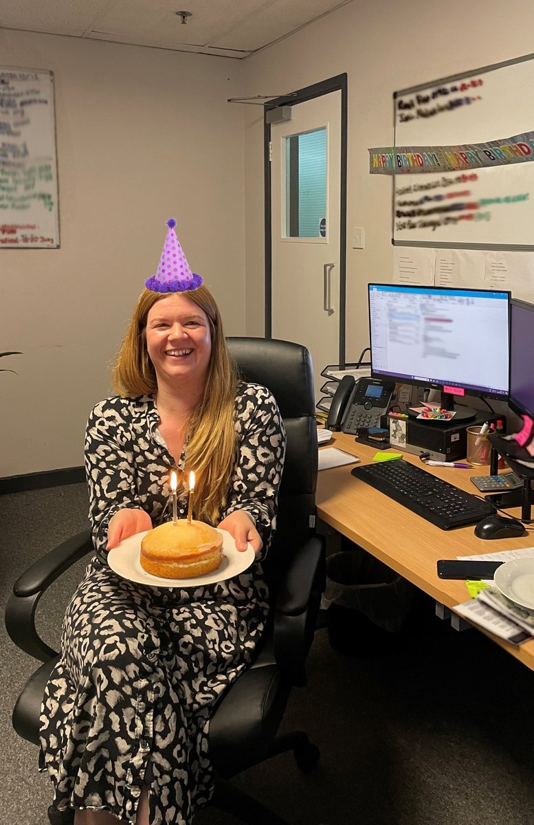 Everyone at Boss Training would like to wish our Sales Administrator Alice a wonderful birthday! 🥳

We hope you enjoy your presents &amp; make the most of the lovely weather! ☀

#happybirthday #birthdaycake