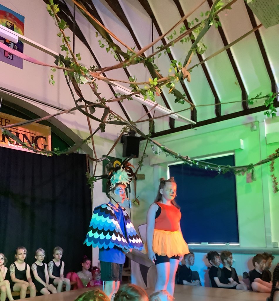 SimonstoneStP's tweet photo. What a year, what a show, what a school! We wish all of our families and community a lovely summer! #Simonstone https://t.co/dosCVZJYvr
