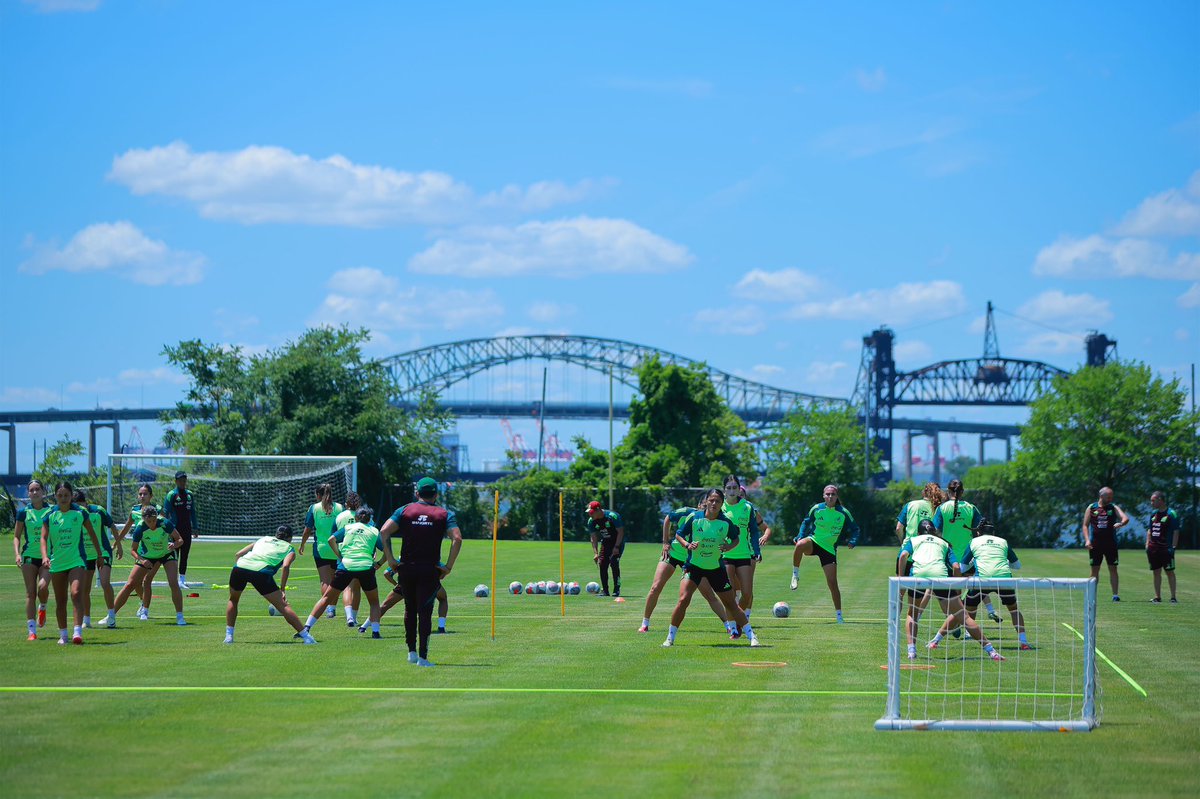 RCole_AD's tweet photo. Another great summer of hosting international and elite talent on our beautiful campus. 

Many thanks to @ussoccer @FMF for joining us. 

As the United States continues to be at the center of global soccer - we will stay ready to provide a world class training environment. https://t.co/M2QbcTNnsV