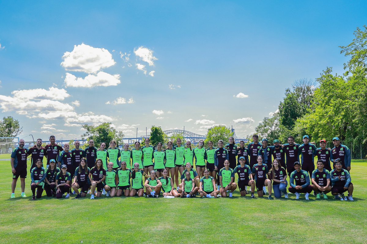 RCole_AD's tweet photo. Another great summer of hosting international and elite talent on our beautiful campus. 

Many thanks to @ussoccer @FMF for joining us. 

As the United States continues to be at the center of global soccer - we will stay ready to provide a world class training environment. https://t.co/M2QbcTNnsV
