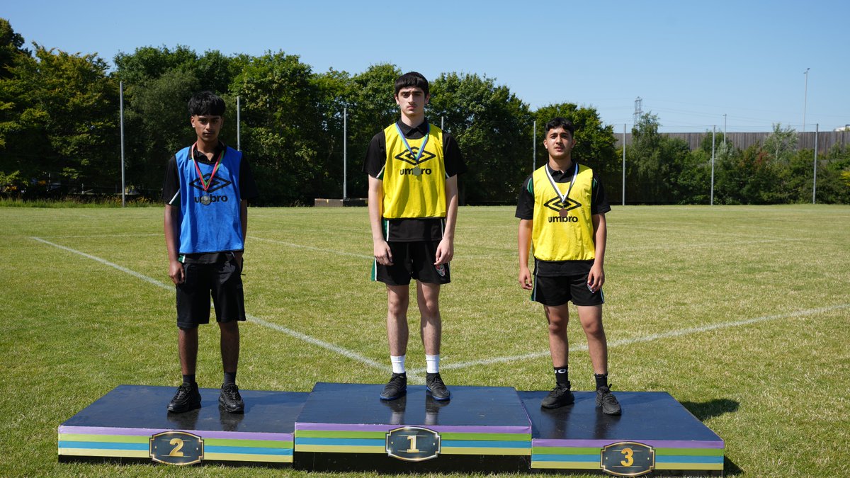 Challney Boys' Photography Dept. (@photographychsb) on Twitter photo Sports day 3 *The Medal Winners* (2024) <a href="/ChallneyBoys/">Challney Boys</a> <a href="/ChallneyPEDept/">Challney PE Department</a> Sports day 3 *The Medal Winners* (2024) <a href="/ChallneyBoys/">Challney Boys</a> <a href="/ChallneyPEDept/">Challney PE Department</a>