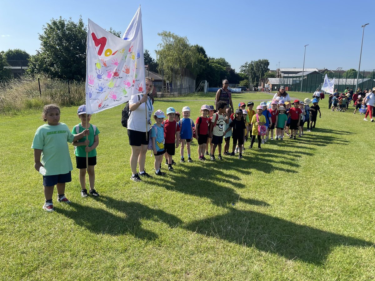 missiongrove1's tweet photo. Thank you #londonplaying fields #douglaseyre we have enjoyed the sunshine for our whole school sports day #wfssn #mayoroflondon https://t.co/aXgDBAyBQP