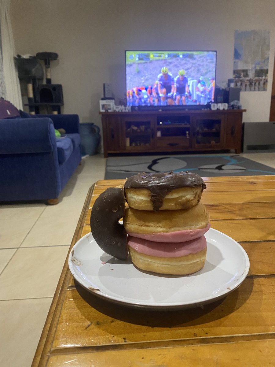 davidguthrey's tweet photo. Sorry ⁦@zahribeth⁩, I think I’ve cheated a little!!! Instead of #mugcake, I made a Donut Mug!!!! #CouchPeloton #TourSnacks #FreeTrollDJ #SBStdf https://t.co/F6t4Io8O93