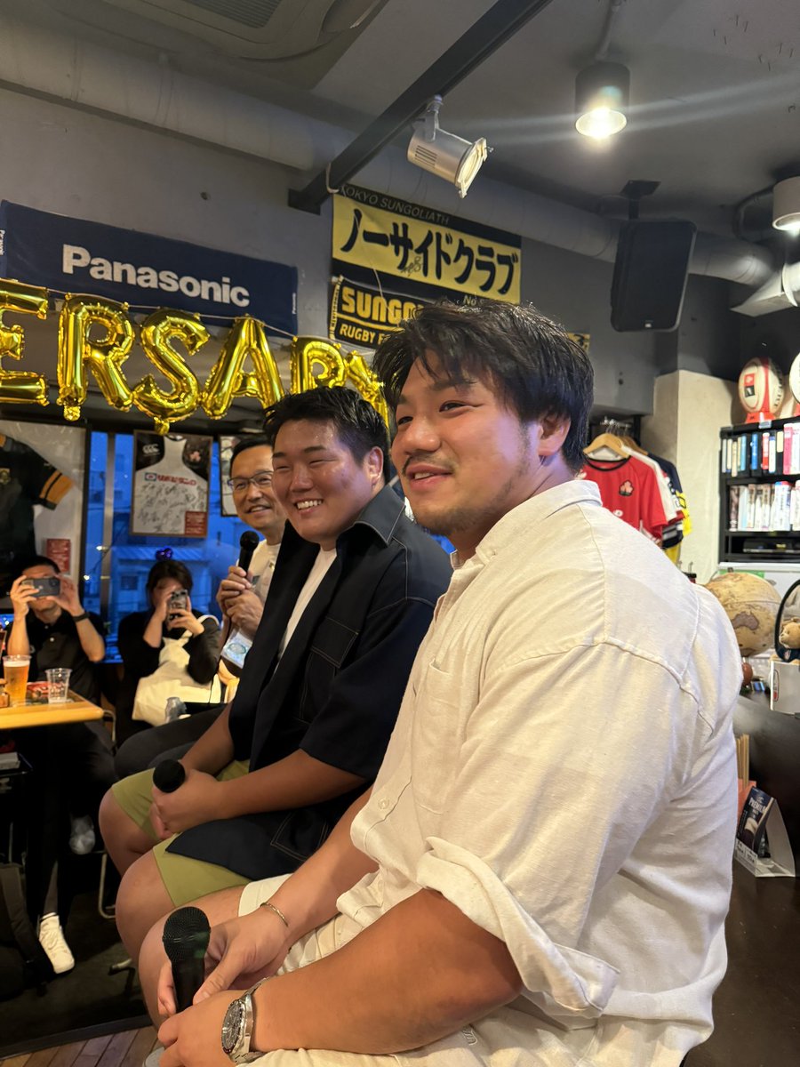 B74700154939's tweet photo. チビ助もおやつにお弁当🍱２つ食べる
ラガーマンになるのかしら😅

#nosideclub
#村上晃一
#小鍛冶悠太
#橋本大吾 https://t.co/u2tcrR8McA