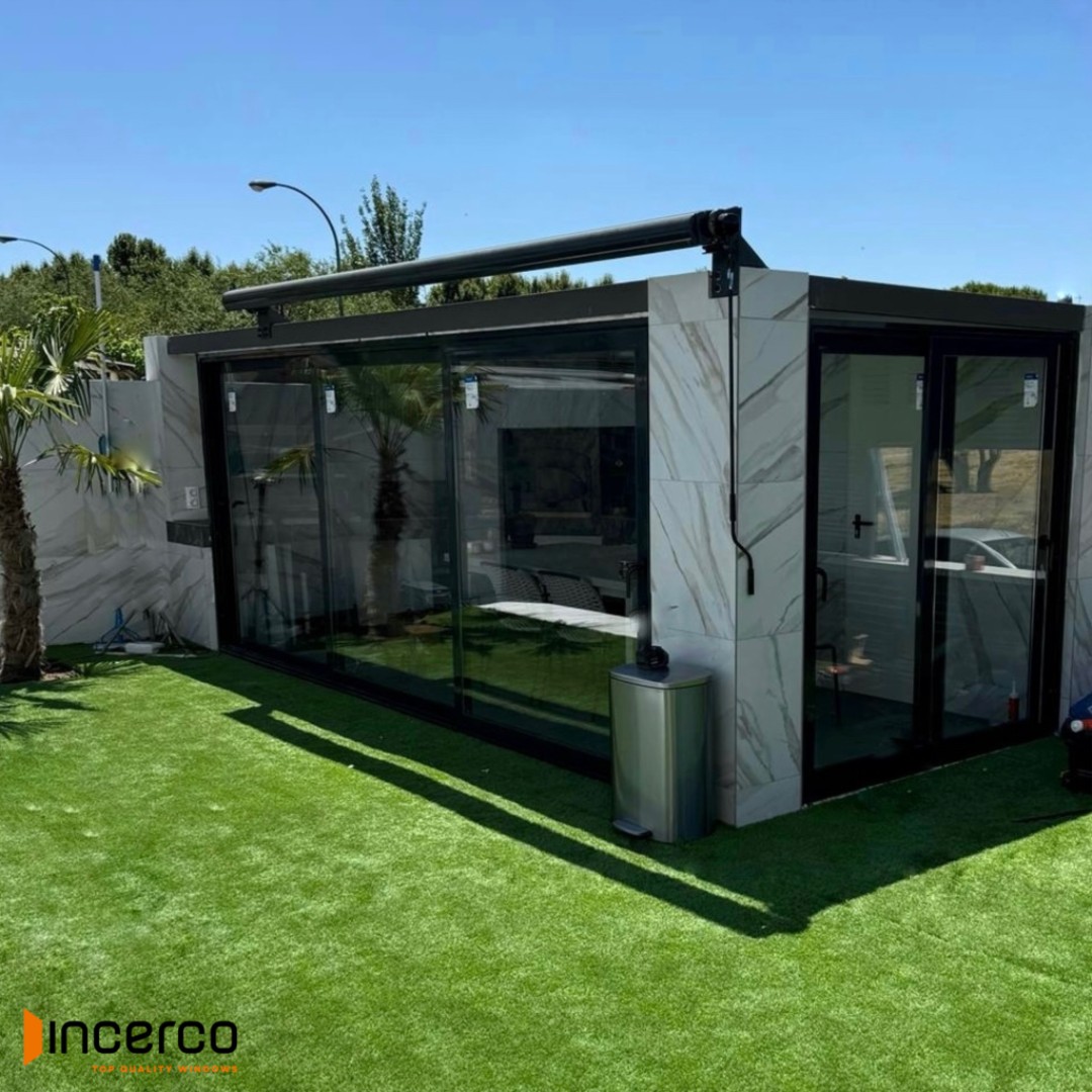 ¡Transforma tu jardín con el elegante sistema Top Slide Premium de INCERCO! 🌿✨

Añade un toque de sofisticación a tu espacio exterior con nuestro exclusivo cerramiento. 
#INCERCO #Cerramientos #Jardín #Diseño #Confort #Calidad #VentanasPVC #Diseñointeriores #Elegancia #Confort