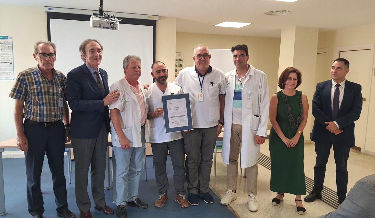 saludsurgranada's tweet photo. ✴️ La Unidad de Gestión Clínica Motril Centro ha logrado el reconocimiento de la @calidadACSA que acredita su excelencia en nivel avanzado. Gracias a los profesionales que lo han hecho posible por su compromiso vocacional. ¡Enhorabuena!
@saludand
@JuntaGranada @BeaML71 https://t.co/Ao3us30joV