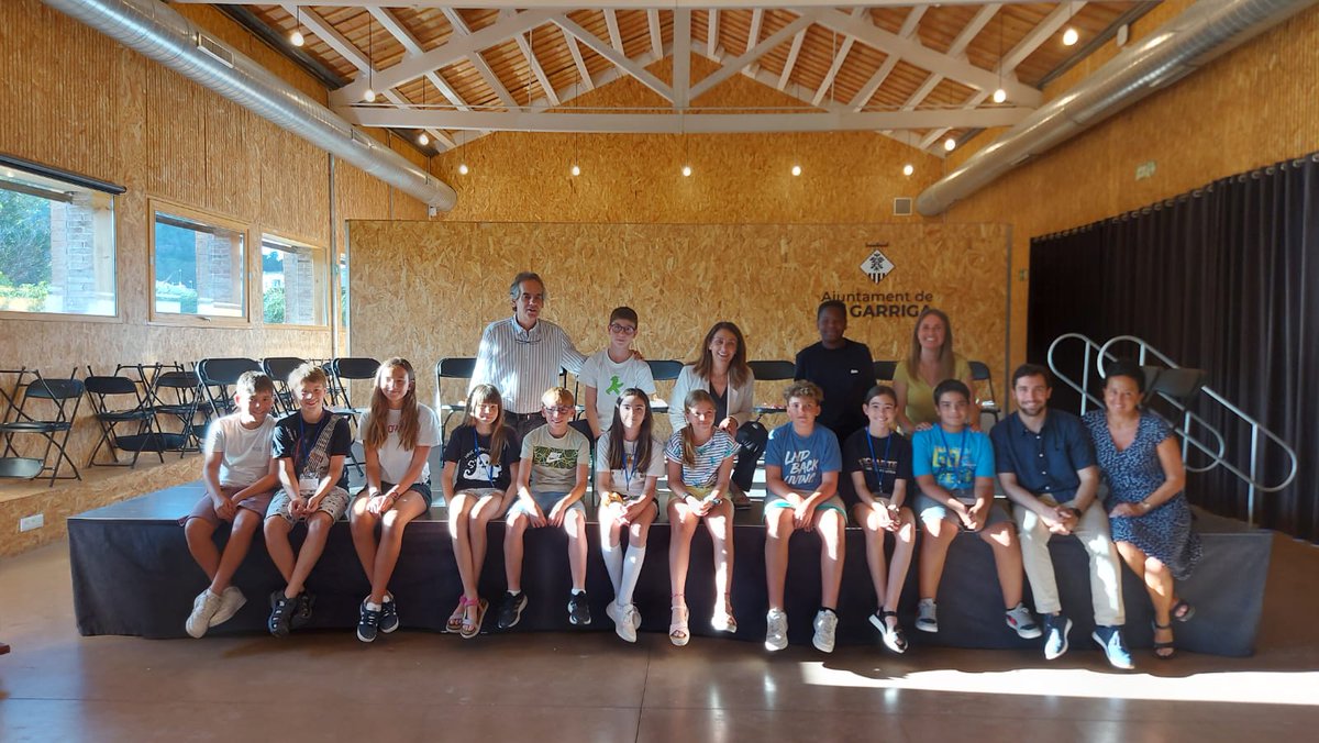 rsilenci's tweet photo. El Consell d’Infants de #laGarriga trasllada a l’Ajuntament algunes de les propostes treballades https://t.co/LWBS9KQ1bM https://t.co/0BroICGvAC