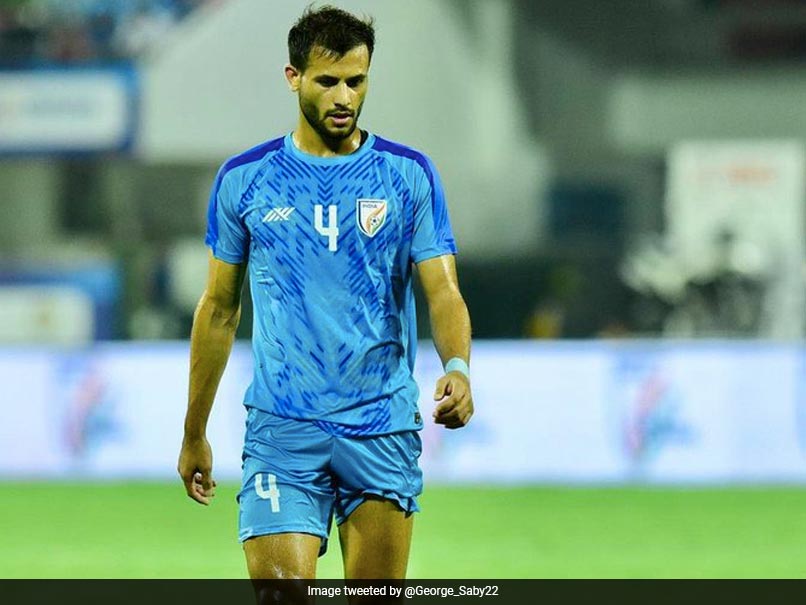 FootyIndian_'s tweet photo. Did Anwar Ali join the training session today?

No!

MBSG to move to PSC against him, he was informed to attend training on 19th of July which he missed.

#IndianFootball https://t.co/0oMXMTaexH