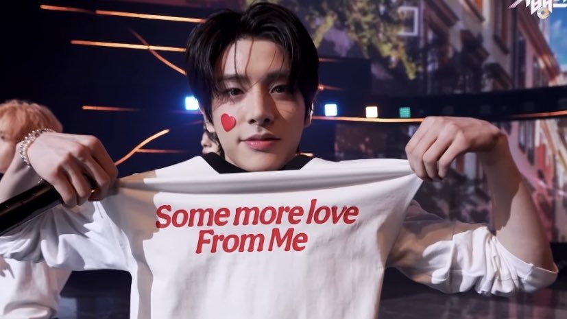 sjydaiIy's tweet photo. lovely boy ❤️❣️ #JAKE #제이크 https://t.co/0hSi5DxB2a