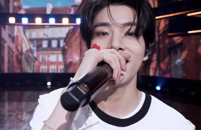 sjydaiIy's tweet photo. lovely boy ❤️❣️ #JAKE #제이크 https://t.co/0hSi5DxB2a