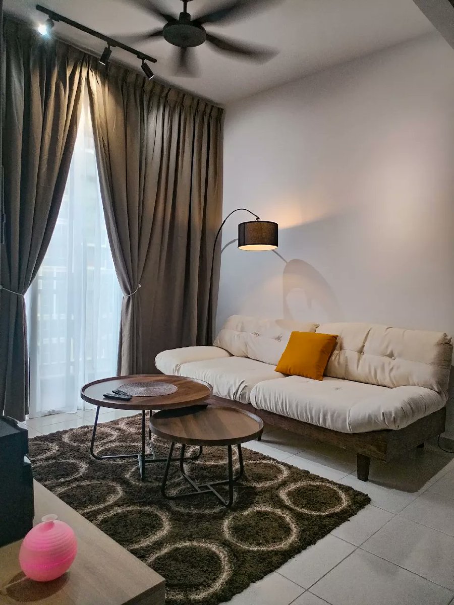 ceritaDOTMY's tweet photo. Aduh jiran beli sofa mahal pulak🫣

Korang sabar jap sebab tak perlu beli yang mahal pon nk bagi nampak mahal. Korang beli jer sofa ni, seriously sofa ni memang aesthetic gila😍

Lepas tu kukuh gila weyh &amp; warna korang boleh custom ikut warna yg korang nak 🫰 https://t.co/wt8iTV16ls